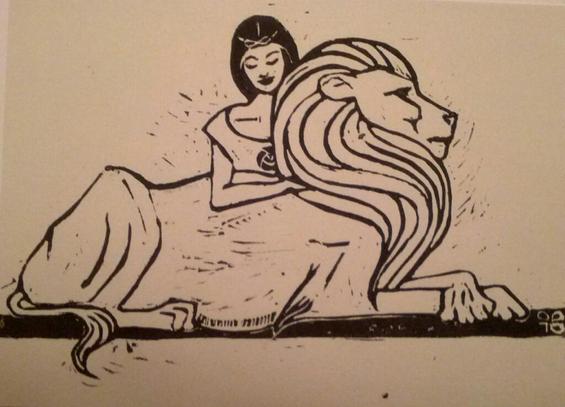 Linogravure
Un lion couché de profil. Une femme est assise près de lui et le caline