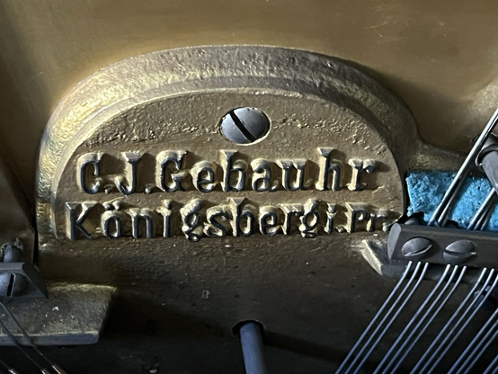 piano plate with lettering C.J. Gebauhr Königgsberg, Pru(sia)